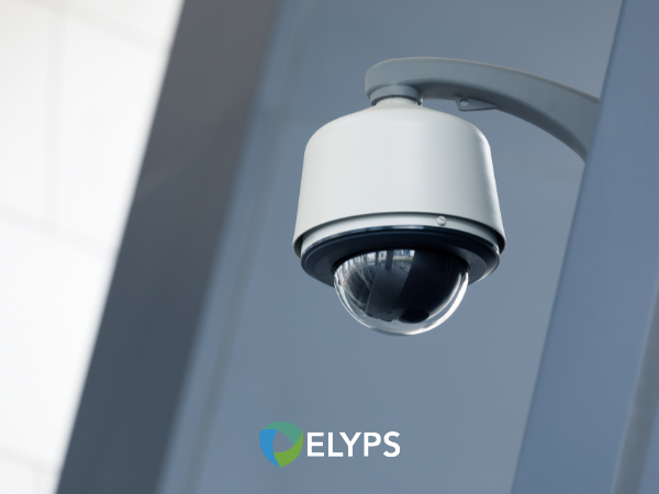 Découvrez comment choisir le bon système de vidéosurveillance pour votre entreprise. Caméras IP, analogiques ou hybrides, critères techniques, conformité RGPD et maintenance : ELYPS vous guide pour une sécurité optimale de vos locaux professionnels.