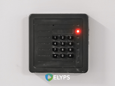 Protégez vos sites sensibles et zones à haut risque grâce aux solutions de sécurité ELYPS. Contrôle d’accès renforcé, vidéosurveillance intelligente, détection incendie et cybersécurité : une approche globale pour une protection optimale.